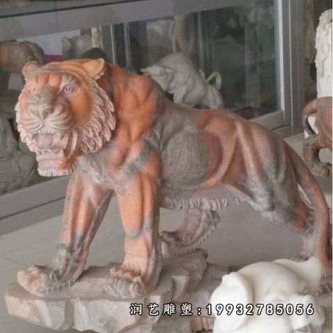 草坪动物老虎石雕