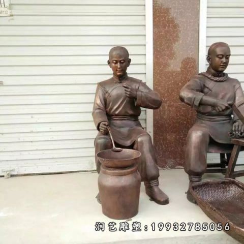 草坪中医人物铜雕