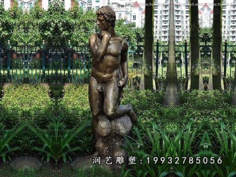 草坪西方人物铜雕
