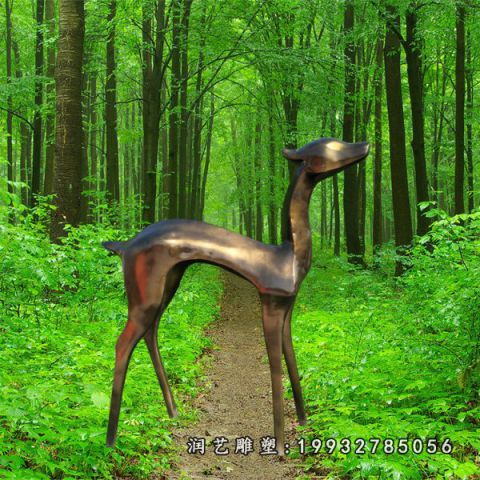 草坪铜雕鹿动物雕塑