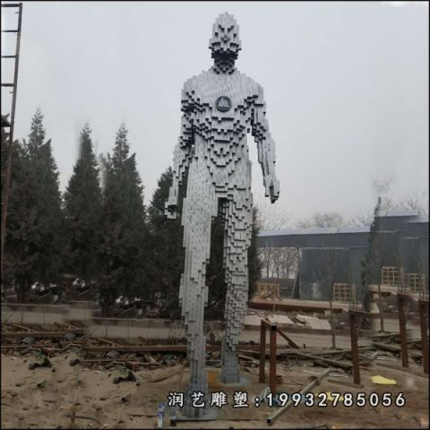 草坪不锈钢抽象人物雕塑