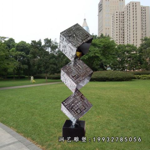 城市不锈钢魔方雕塑