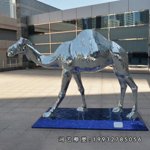 不锈钢骆驼动物雕塑