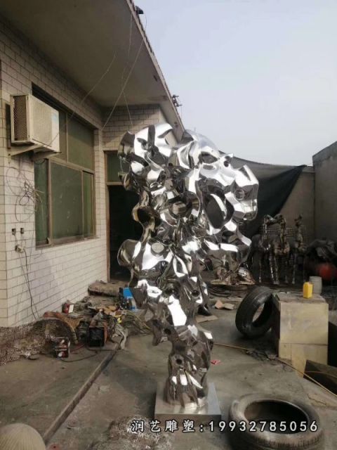 广场不锈钢太湖石雕塑
