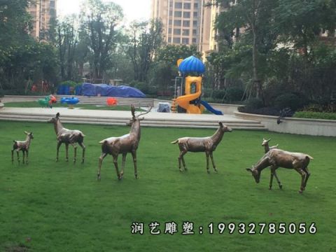 小区动物鹿铜雕