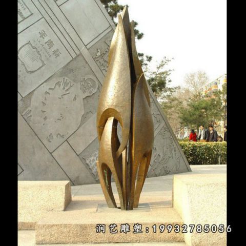 商业街不锈钢花苞雕塑