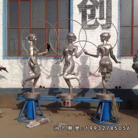 园林不锈钢体操人物雕塑