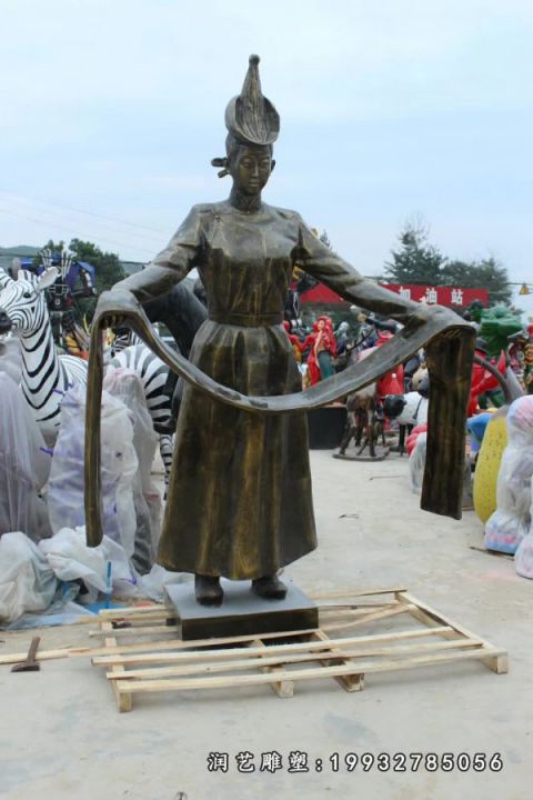 校园少数民族人物铜雕