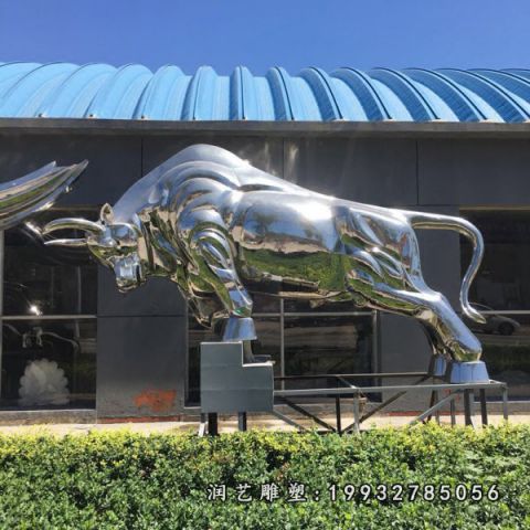 校园不锈钢牛动物雕塑
