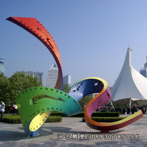 企业不锈钢胶卷雕塑