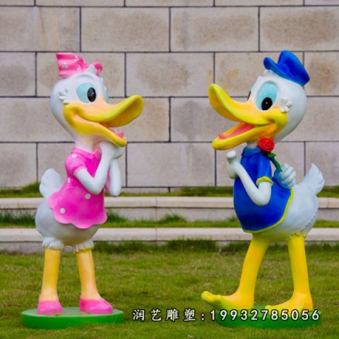 公司玻璃钢唐老鸭雕塑