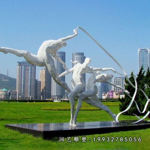 小区不锈钢体操人物雕塑