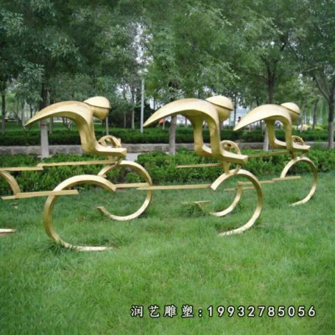 草坪不锈钢运动人物雕塑