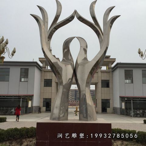 广场不锈钢手景观雕塑