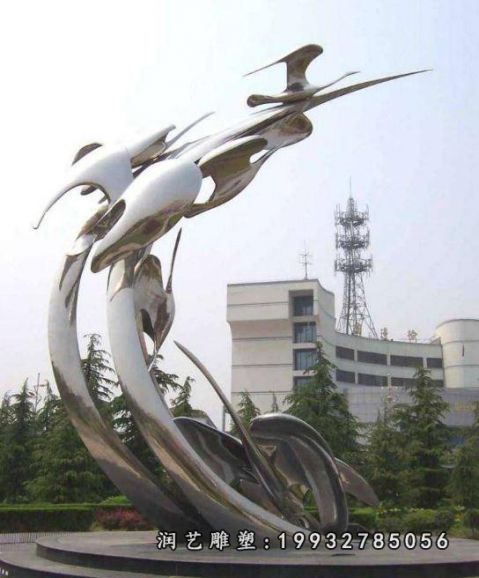 学校不锈钢鸽子雕塑