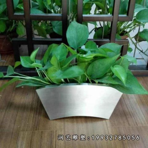 公司不锈钢花盆雕塑