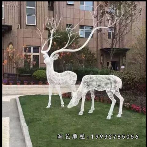 游乐场不锈钢鹿雕塑