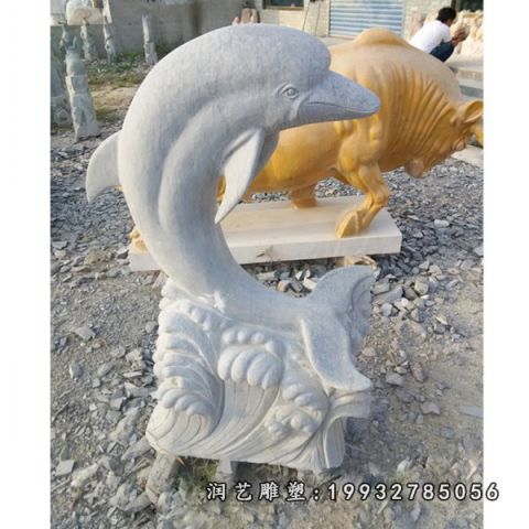酒店海豚石雕