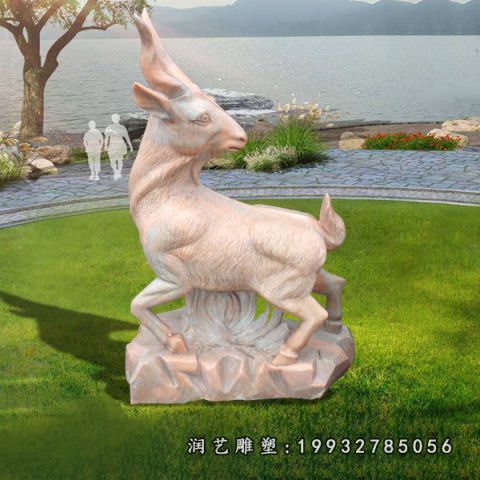 校园动物羊石雕