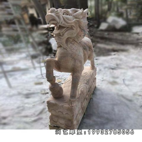 城市动物麒麟石雕