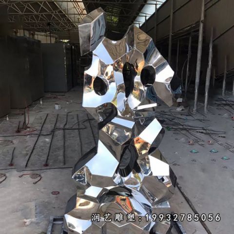 小区不锈钢景观太湖石雕塑