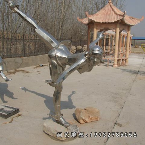 园林不锈钢滑冰人物雕塑