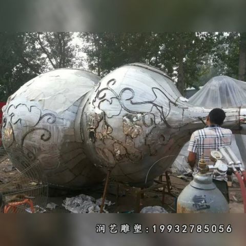 街道不锈钢葫芦雕塑