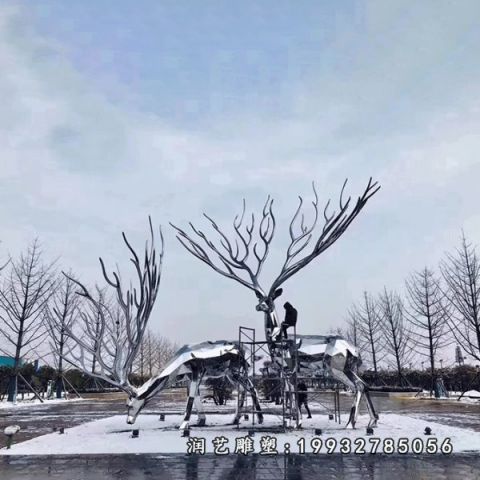 企业不锈钢鹿动物雕塑
