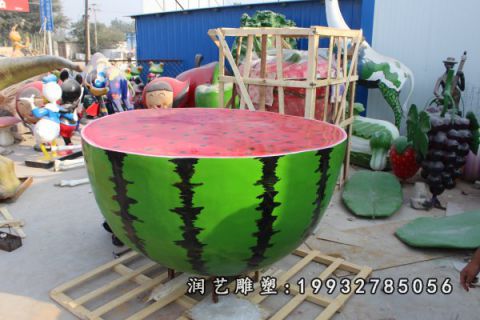 企业玻璃钢西瓜仿真雕塑