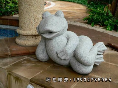城市动物青蛙石雕