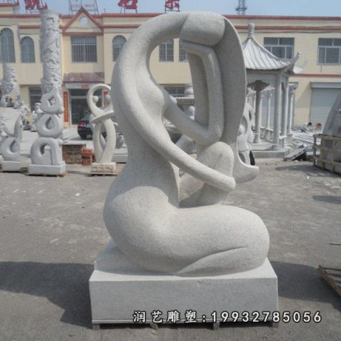 公寓人物母子石雕