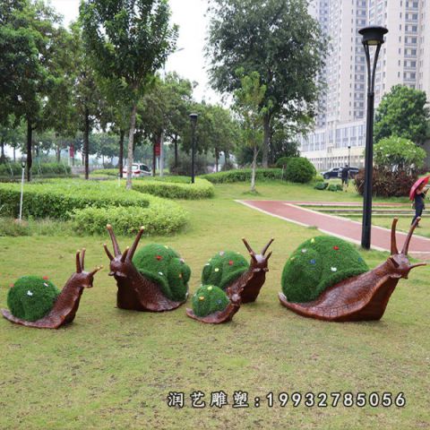 商场玻璃钢蜗牛动物雕塑